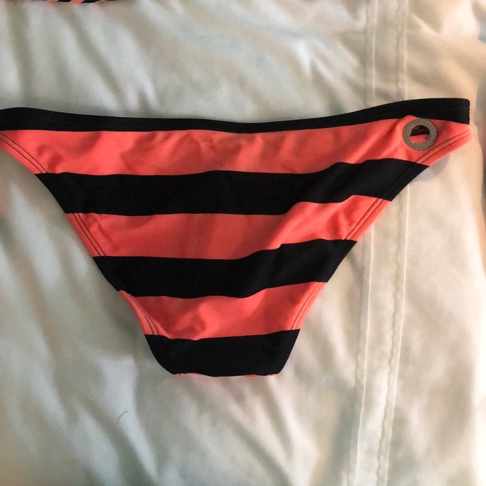 Volcom Stone bikini - Picture 2 of 3